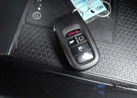 2026 Honda Cr-V Hybrid Awd Sport-L from USA, damaged, VIN 7FARS6H85TE022925